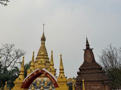 -一寨两国风景区
