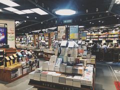 -西西弗书店&矢量咖啡(凯德晶萃广场店)