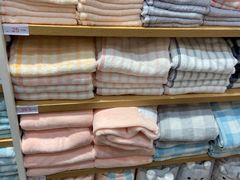 -名创优品(天河区正佳广场二店)