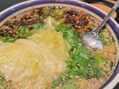 -云阿蛮云南生烫牛肉米线(奉贤路店)