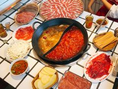 -朱光玉火锅馆(小寨原力场店)