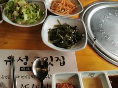 -唯成•韩国炭火烤肉 유성고기