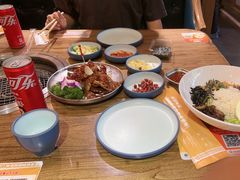 -明洞阿姨·韩式酱蟹烤肉·创意料理(三元桥店)