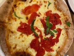 -城市大道红炉披萨烘焙坊