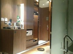 -上海滴水湖皇冠假日酒店