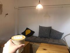 杏仁奶拿铁-Oasis coffee燕谷咖啡(公信店)