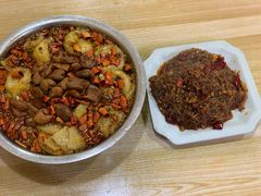 酸菜鱼-黑皮酸菜鱼(绣花巷店)