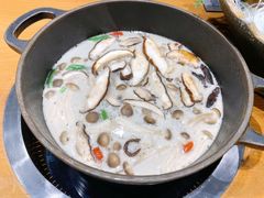 松茸菌菇锅底-呷哺呷哺 黄金牧场 (新中关购物中心店)