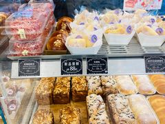 草莓脏脏包-早安巴黎(四季坊店)