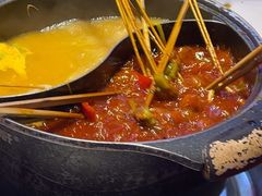 -钢管厂五区小郡肝串串香(蜀都万达店)