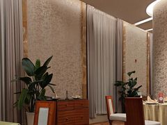 -湖影中餐厅·南京金茂威斯汀大酒店