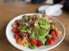 西柚鲜虾混合沙拉-Pekaa啤咖食肆Coffee&Bistro