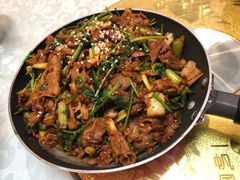 -依江春水烤鸭店