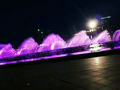 -东港音乐喷泉广场