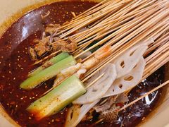 -拈签一笑黄牛肉辣卤串串