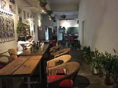 -拖板鞋咖啡旅行酒店(春熙路地铁站店)