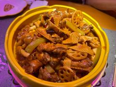 -多嘴超级肉蟹煲(欧亚卖场店)