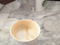 iphone_upload_pic-星巴克(上海虹桥站2A检票口)