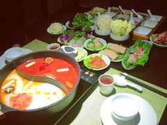 -乐领拈花溪·林涧食韵
