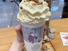 幽兰拿铁-茶颜悦色(九龙仓从前慢茶叶子店)