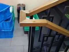 -依江春水烤鸭店