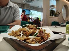 -山顶沙河粉-粤菜馆(凯旋店)