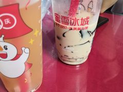 烧仙草奶茶-蜜雪冰城·冰淇淋与茶(河大店)