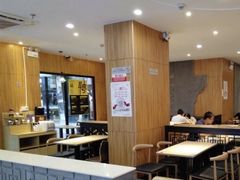 大堂-大娘水饺(浒崇路大润发店)