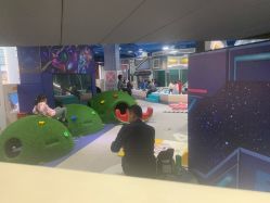 -欧酷世界动力星球(王府井奥莱UP TOWN店)