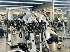 -超鹿运动(五四路恒力城店)