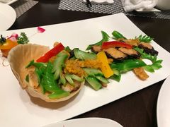 牛肝菌炒时蔬-京香轩·中餐厅(上海中庚聚龙酒店)