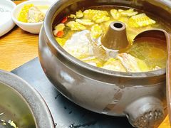 -云海肴·汽锅鸡·云南菜(天山百盛优客店)