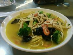 -云河农家乐饭店(福禄缘树山店)