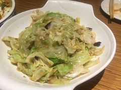 爆炒圆白菜-金掌勺·锅包肉(广渠门店)