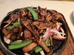 铁板金不换牛腱鹿茸菇-港丽餐厅(高德置地店)