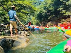 -雅鲁激流探险漂流