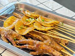 -顶峰夜宴·龙虾烧烤大排档(九江学院店)