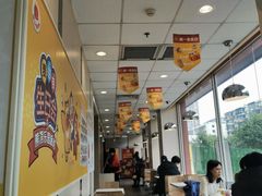 大堂-麦当劳(宜昌东山大道店)
