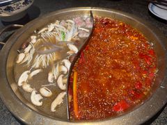 -小天鹅火锅·一线江景洪鼎旗舰店(洪崖洞店)