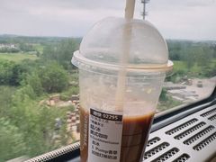 -星巴克臻选(南京金茂览秀城店)