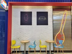 用餐区-DQ·蛋糕·冰淇淋(科华王府井店)