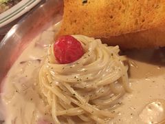 -I HOLIC艾豪丽披萨(KKone店)