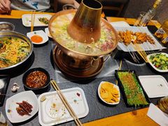 -卞二小串·鹤岗烧烤·坑烤(永定路店)