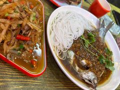 -老闵田螺馆·南昌特色小炒(梦时代店)