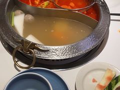 -左庭右院鲜牛肉火锅(金山万达店)