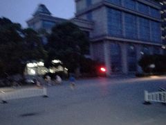 -复旦大学光华楼