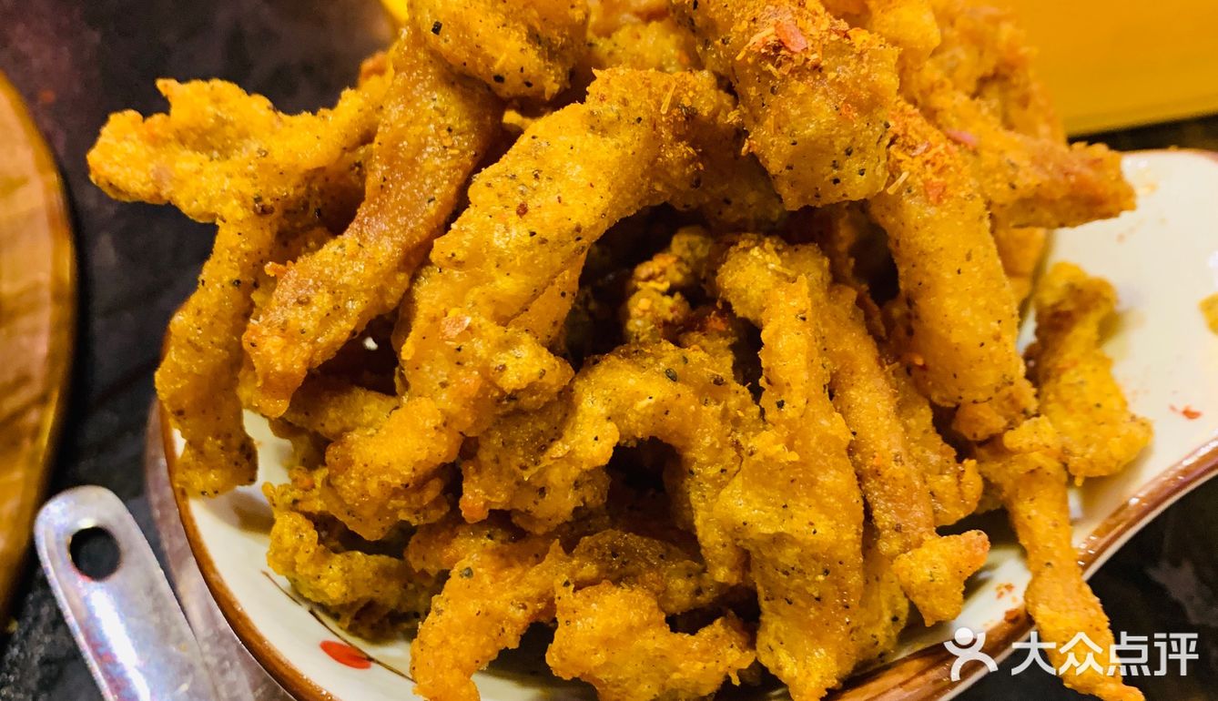 串串种类特别多，肉有好多，对于游客的我们来说真的很过瘾