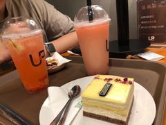 -西西弗书店&矢量咖啡(凯德晶萃广场店)