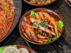 -冯校长老火锅(中联广场店)