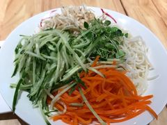 鸡丝凉面-嘉和一品粥(方庄店)